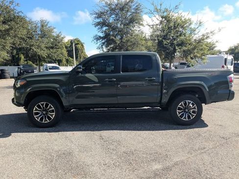 Used 2022 Toyota Tacoma SR5 RWD image 5