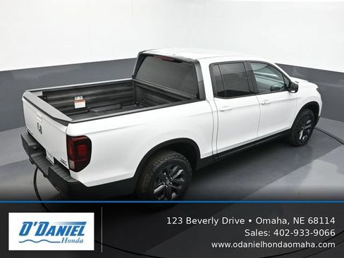 Used 2023 Honda Ridgeline Sport image 18