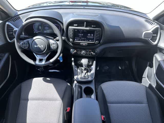 Used 2024 Kia Soul LX w/ Option Group 015 FWD image 22