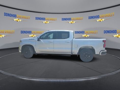 Used 2022 Chevrolet Silverado 1500 LT RWD image 6