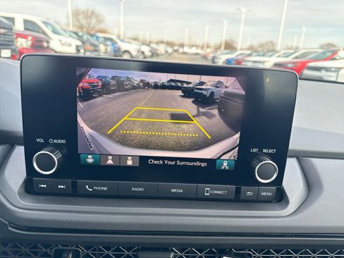 Used 2025 Honda Accord SE image 17