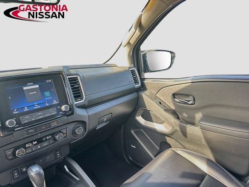 Used 2024 Nissan Frontier SL AWD/4WD image 31