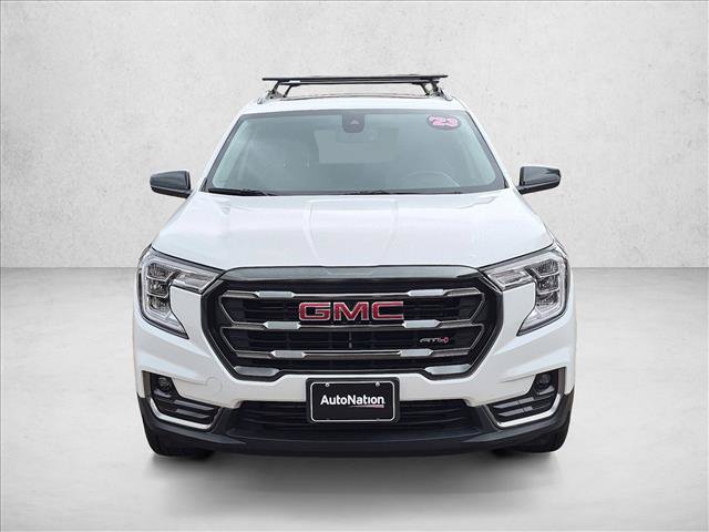 Used 2023 GMC Terrain AT4 AWD/4WD image 2
