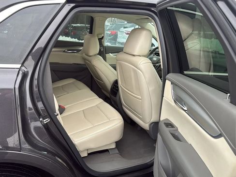 Used 2017 Cadillac XT5 Luxury w/ LPO, Wheel Lock Package image 25