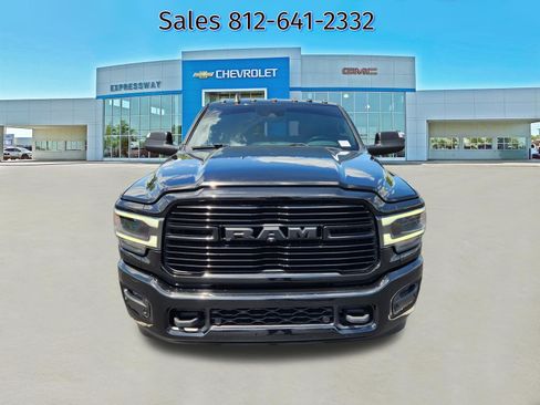 Used 2022 RAM 3500 Laramie AWD/4WD image 2