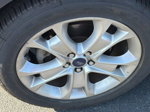 Used 2013 Ford Escape SEL FWD image 16