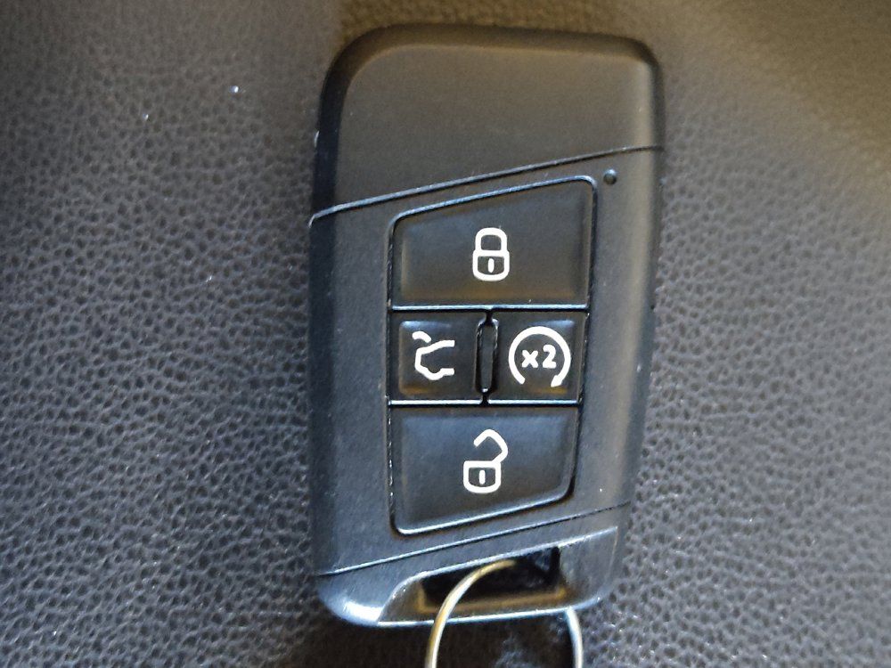 Used 2019 Volkswagen Jetta SE FWD image 32
