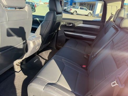 Used 2020 Toyota Tundra 4x4 CrewMax image 11