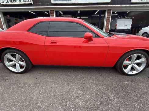 Used 2009 Dodge Challenger SRT8 image 4