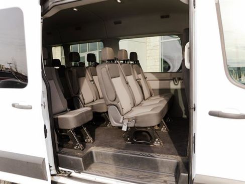 Used 2024 Ford Transit 350 XLT image 33