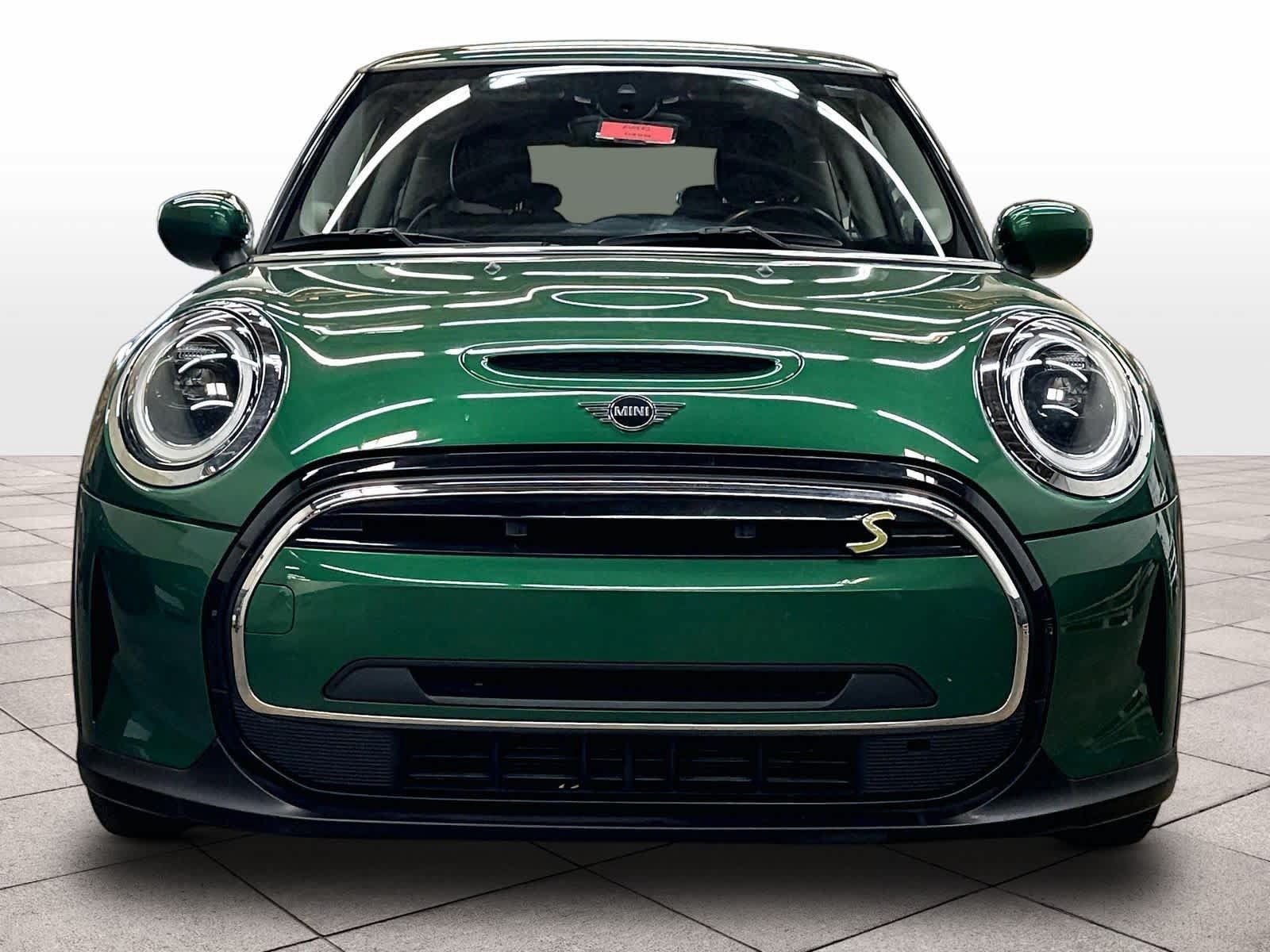 Used 2024 MINI Cooper SE FWD image 3