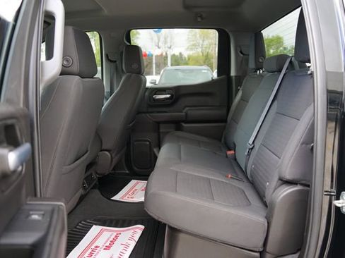 Used 2022 Chevrolet Silverado 1500 Custom Trail Boss AWD/4WD image 7