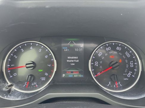 Used 2019 Toyota RAV4 XLE w/ Convenience Package image 23