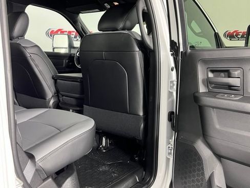 New 2026 RAM 4500 Tradesman w/ Chrome Appearance Group AWD/4WD image 23