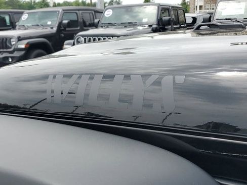 New 2025 Jeep Wrangler Unlimited Sport image 16