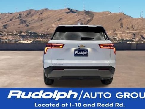 Used 2025 Chevrolet Equinox LT w/ Safety and Technology Package image 4