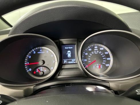 Used 2016 Hyundai Santa Fe Sport w/ Option Group 02 AWD/4WD image 17