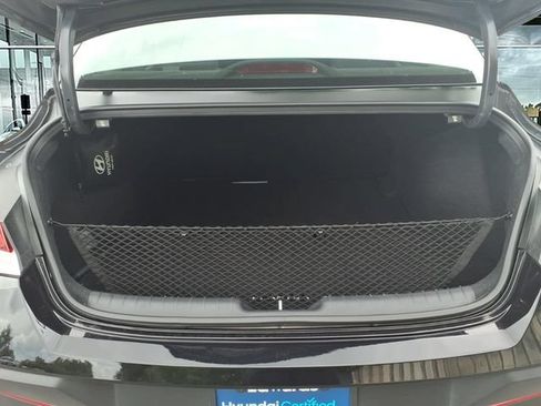 Used 2024 Hyundai Elantra SE FWD image 11
