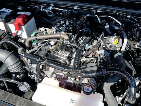 Certified 2025 Toyota 4Runner Limited image 32