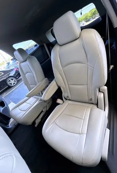 Used 2021 Buick Enclave Essence FWD image 20