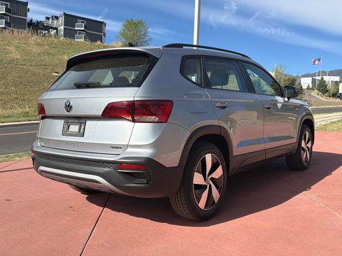 Used 2024 Volkswagen Taos S AWD/4WD image 7