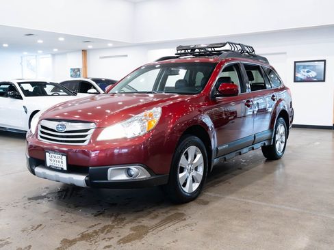 Used 2012 Subaru Outback 2.5i Limited w/ Moonroof Pkg image 27