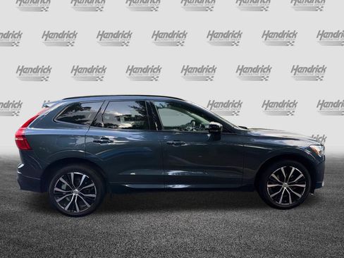 Certified 2024 Volvo XC60 B5 Plus AWD/4WD image 11