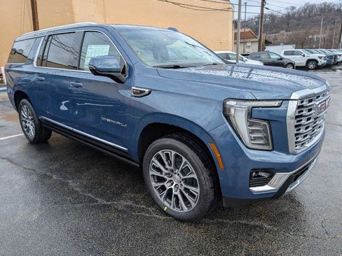 New 2026 GMC Yukon XL Denali w/ Denali Reserve Package image 6