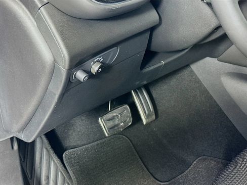 Used 2023 Buick Envision Preferred FWD image 10