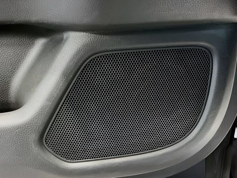 Used 2024 Honda Pilot Touring image 19