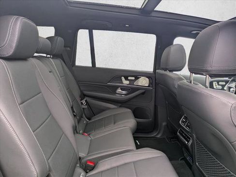 Certified 2026 Mercedes-Benz GLS 450 4MATIC image 20