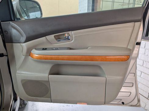 Used 2004 Lexus RX 330 AWD image 17