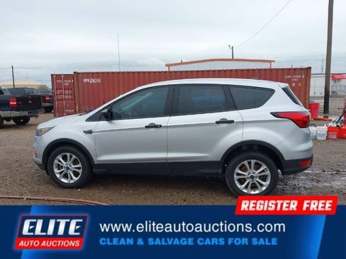 Used 2019 Ford Escape S image 28