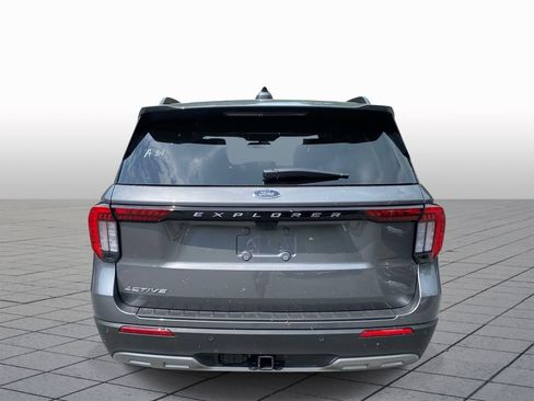 New 2026 Ford Explorer Active w/ Active Comfort Package RWD image 6
