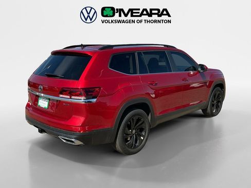 Used 2023 Volkswagen Atlas SE w/ Panoramic Sunroof Package AWD/4WD image 5
