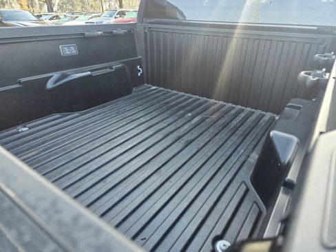 Used 2024 Toyota Tacoma TRD Off-Road image 16