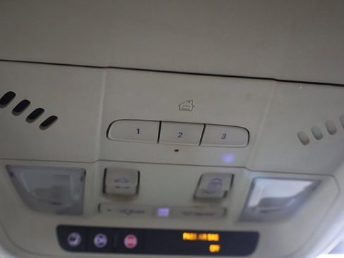 Used 2019 Cadillac XT5 Luxury image 48