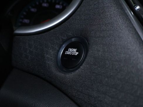 Used 2025 Chevrolet Malibu LT image 24