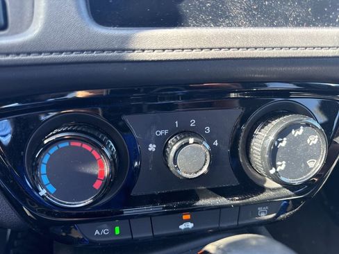 Used 2022 Honda HR-V Sport image 20