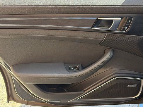 Certified 2023 Porsche Panamera 4 Platinum Edition w/ Assistance Package AWD/4WD image 20