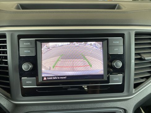 Certified 2023 Volkswagen Atlas SE AWD/4WD image 4