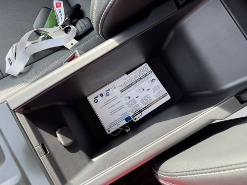 Certified 2025 Toyota Camry SE image 22