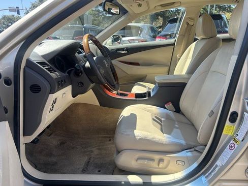 Used 2011 Lexus ES 350 FWD image 6