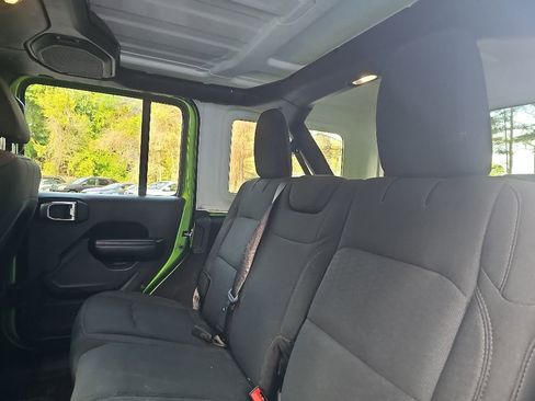 Used 2019 Jeep Wrangler Unlimited Sport S AWD/4WD image 13