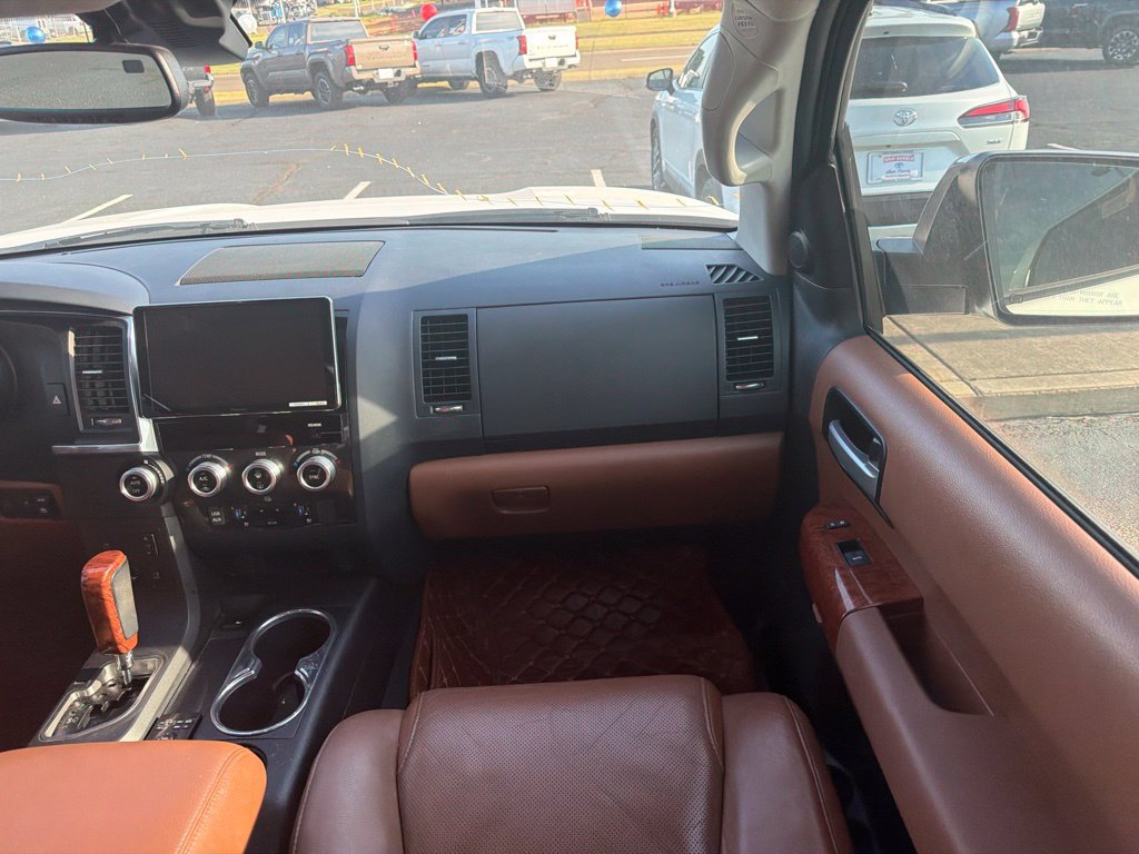 Used 2019 Toyota Sequoia Platinum RWD image 14
