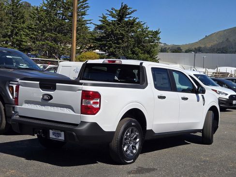 New 2026 Ford Maverick XLT image 4
