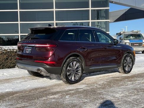 Used 2020 Lincoln Corsair Reserve image 3