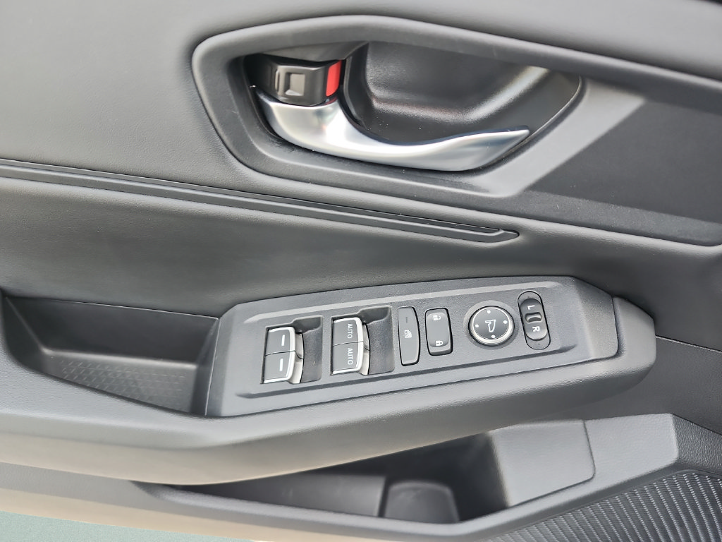 Used 2024 Honda Accord EX image 23