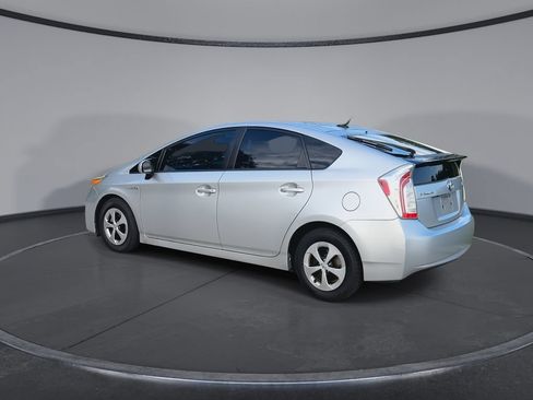 Used 2012 Toyota Prius Four FWD image 6
