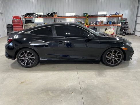 Used 2019 Honda Civic Sport image 8